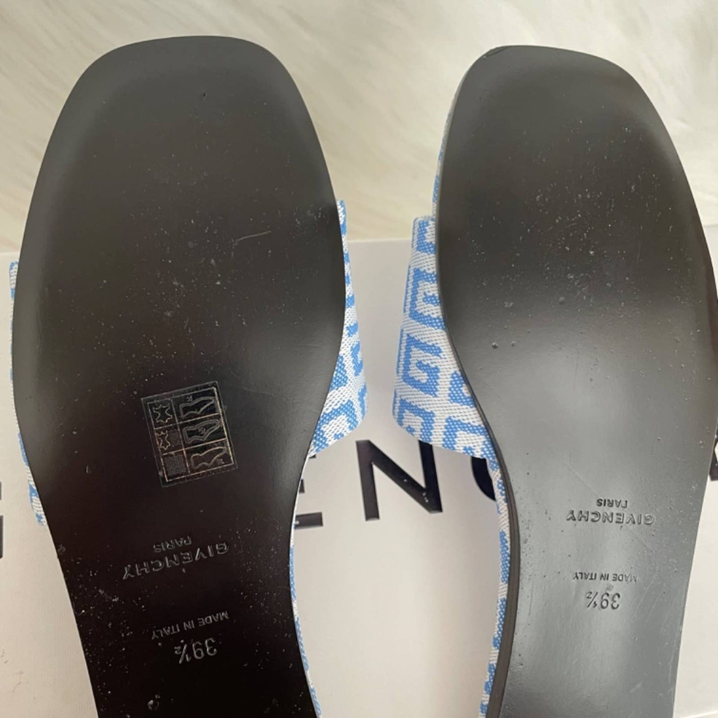 NEW Givenchy 4G Flat Mule Sandals in White & Blue Logo Slides Slide 39.5 / 9.5