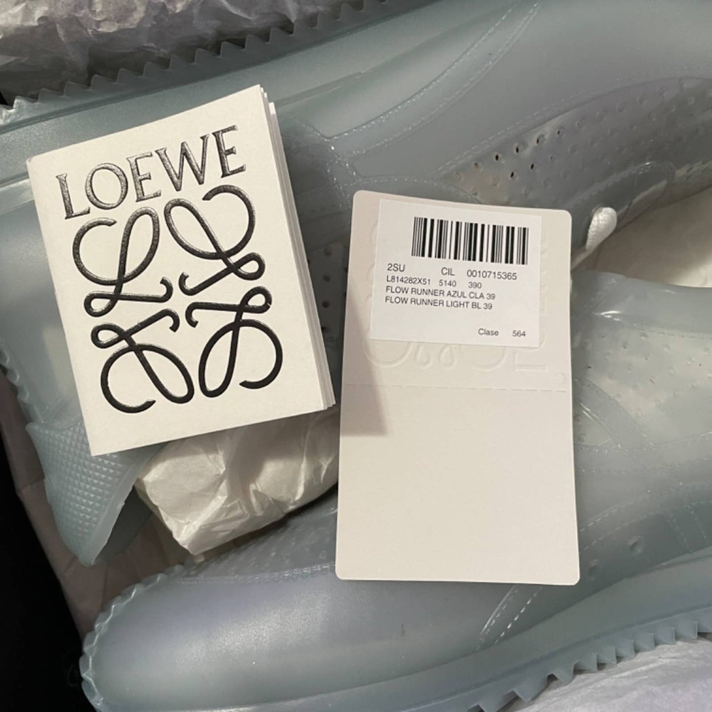 NEW Loewe Flow Runner Sneaker Light Blue Translucent Clear Rubber Jelly 39 / 9