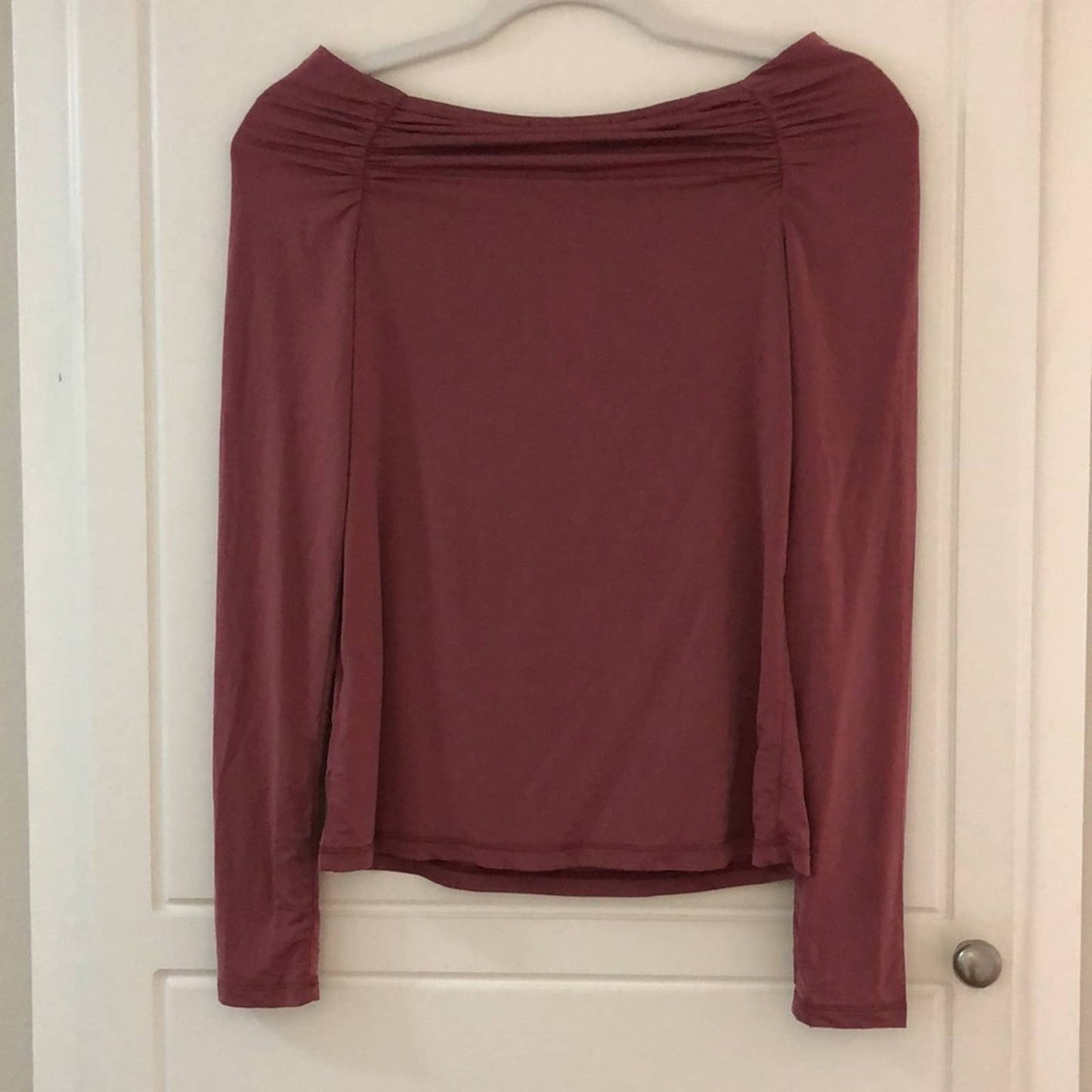 NEW JONATHAN SIMKHAI STANDARD Ishani Slinky Jersey Long Sleeve Twist Top Plum S